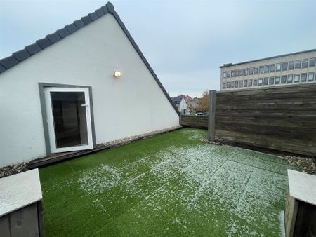 Prachtig, lichtrijk appartement met 1 slaapkamer en terras aan de Vaart! - Photo 2