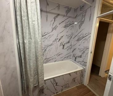 2 bedroom detached house to rent - Photo 6