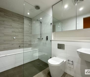 Prestigious Two-Bedroom Plus Study For Rent! - Photo 4