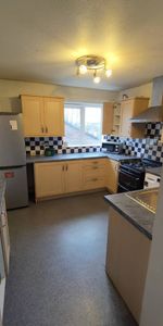 1 Bed Flat, Hickin Close, SE7 - Photo 3
