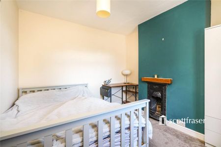 2 bedroom terraced house to rent - Photo 4