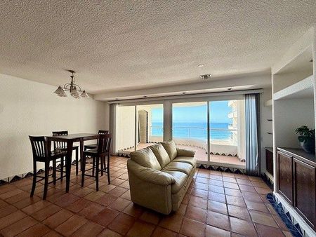 Unfurnished Ocean Front Condo - Photo 4