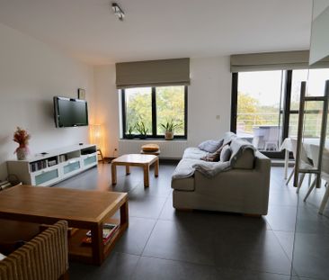Knus appartement met 2 slaapkamers, terras en garage! - Foto 1