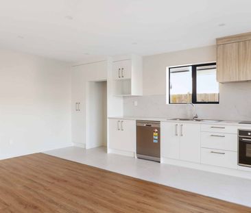 Three bedroom beauty! - Photo 5