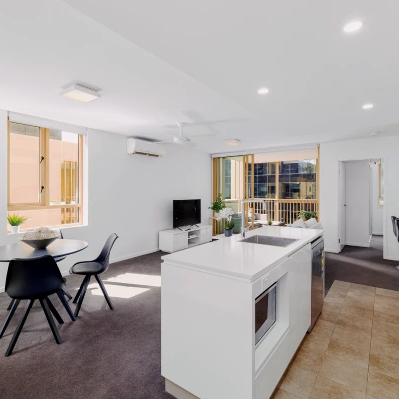 2 Bed 2 Bath Standard - (3-4 people) - Photo 1