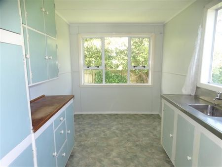 16 Malone Place,Hawera - Photo 3