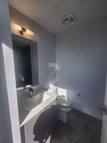 For Lease - 36 Elm Drive Unit# 3205, Mississauga, Ontario - Photo 5