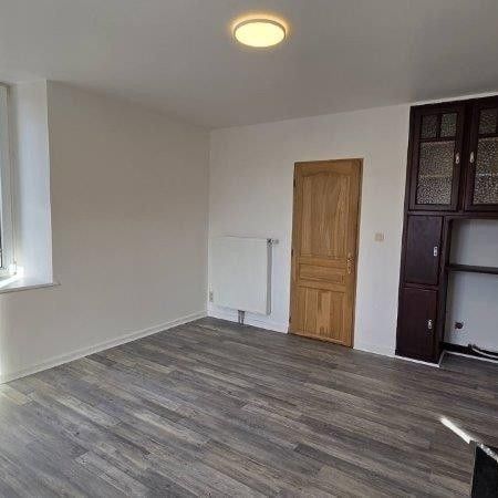 Huis te huur in Noirefontaine voor € 950 met 3 slaapkamers - Photo 1