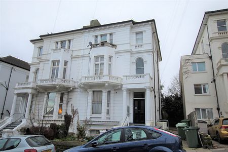 1 bed flat to rent in Pevensey Road, St. Leonards-on-Sea - Photo 4