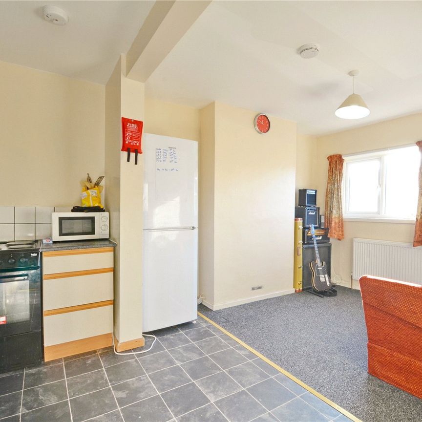 Wades Road, Filton - Photo 1