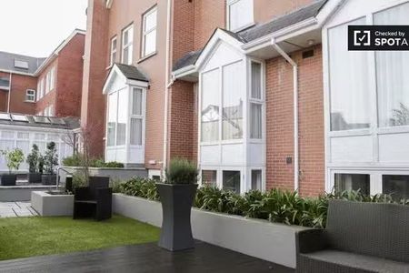 1-bedroom apartment for rent in Donnybrook, Dublin - Photo 4