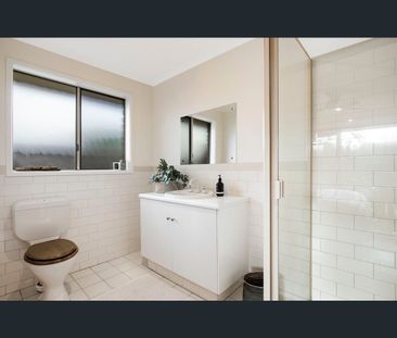 12 Boomerang Avenue, Aldinga Beach, SA 5173 - Photo 5