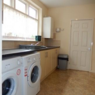 4 Bed Terrace house Walgrave Street - Photo 4