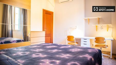 rome, Lazio 00176 - Photo 2