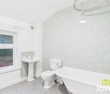 2 bedroom Terraced House To Let - Photo 6