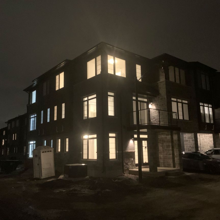 For Lease - 30 Times Square Boulevard Unit# 115, Hamilton, Ontario - Photo 1