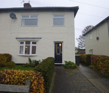 3 bedroom semi-detached house to rent - Photo 2