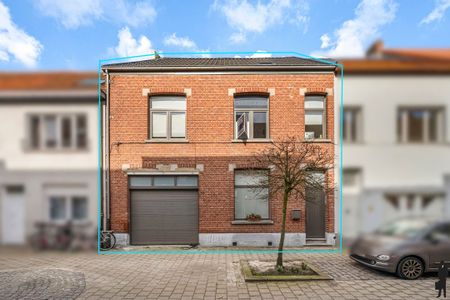 Ruime gezinswoning met 4 slaapkamers in hartje Turnhout - Photo 2