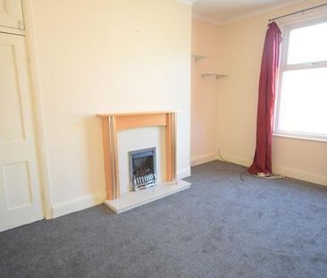 3 bedroom flat to rent - Photo 5
