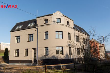 Pronájem bytu 1+kk v osobním vlastnictví 25 m², Ústí nad Labem - Fotografie 3