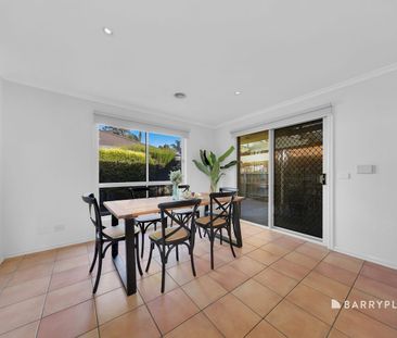 Excellent locale with lifestyle allure - Photo 2