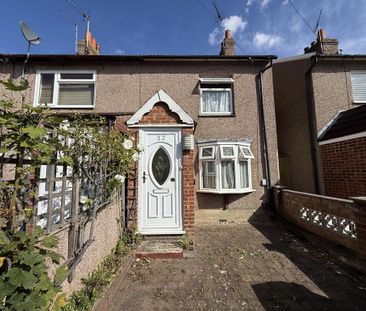 2 bedroom terraced house to rent - Photo 1