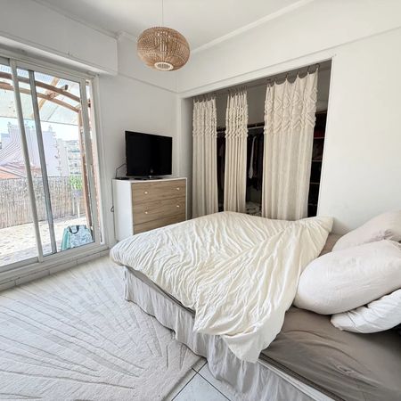 Location Appartement 2 pièces 59m² NICE 06000 - Photo 4