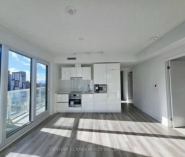 BRAND NEW NEVER LIVED IN 2 BEDS 2 BATHS CORNER UNIT - Photo 2