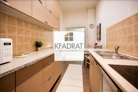 3 pokoje, świetna lokalizacja - Na wynajem - Zdjęcie 4