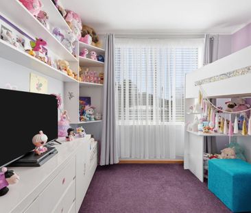 Family Home In Great Location - Photo 4