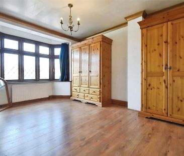 4 bedroom terraced house to rent - Photo 1