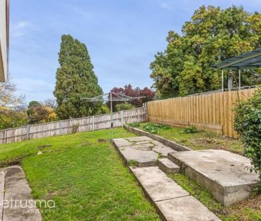 Spacious Family home - Photo 2