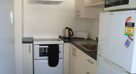 Apartment Living! - Photo 3