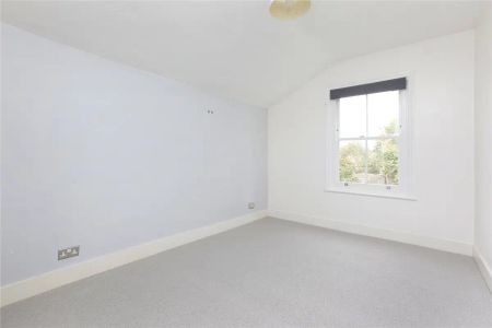 4 bedroom house in Balham - Photo 5