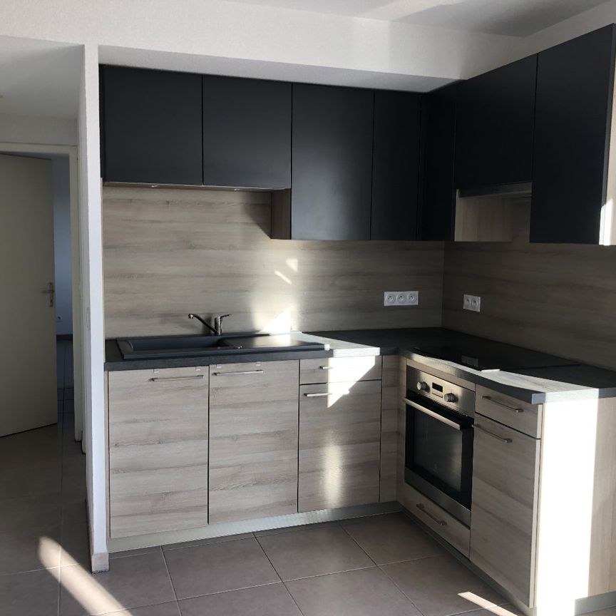 Location Appartement 2 pièces 45m² BEZIERS 34500 - Photo 1
