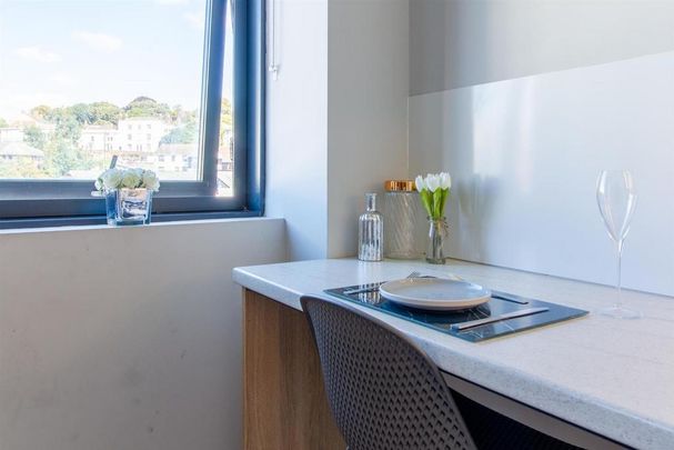 Studio to rent - Photo 1