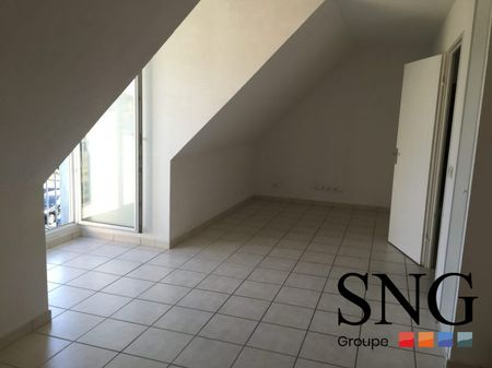 T2 AVEC BALCON ET PARKING - Photo 2