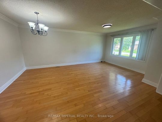 Detached Home For Lease | N9250381 - Photo 1