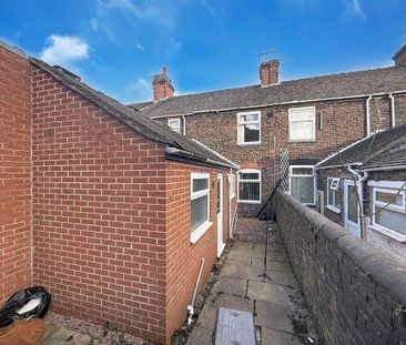 2 bedroom terraced house to rent - Photo 5