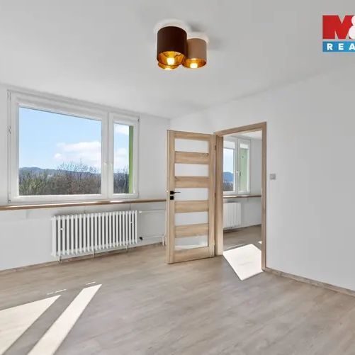 Pronájem bytu 1+1, 35 m - Fotografie 1