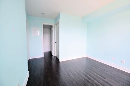 For Lease - 15 Greenview Avenue Unit# 311, Toronto, Ontario - Photo 5