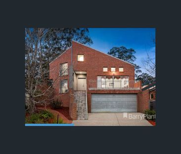 5 BEDROOMS 4 BATHROOMS, DOUBLE GARAGE AND WORKSHOP - Photo 3