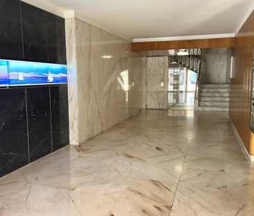 Appartement 2/3 Pièces Meublé au sein d'une résidence sécuri - Photo 2