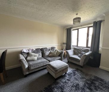 2 bedroom terraced house to rent - Photo 2