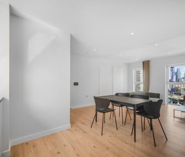 4 bedroom flat to rent - Photo 1