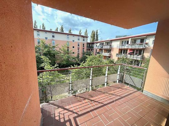 WBS mit besonderem Wohnbedarf - 3 Zimmer Wohnung mit Balkon und Loggia! - Foto 1