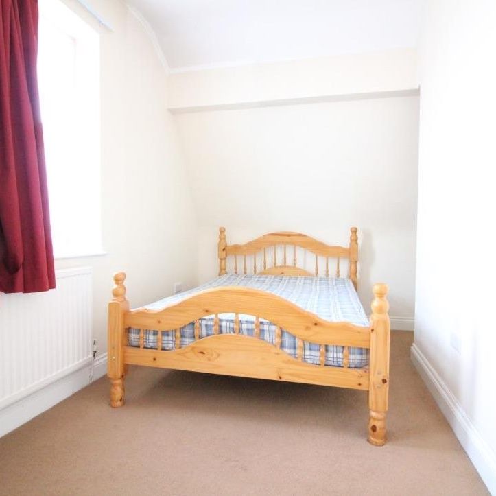 Whitton Road, Hounslow - Photo 1