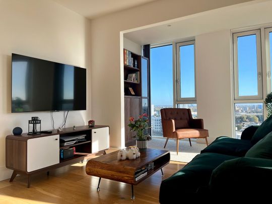 Room in a Shared Flat, High Street, E15 - Photo 1