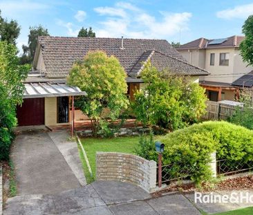 For Lease 6 months: Charming Family Home at 6 Jolly Street, Dandenong - Photo 4