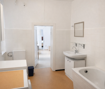 Wunderschöne Dachgeschosswohnung im Zentrum - Foto 4